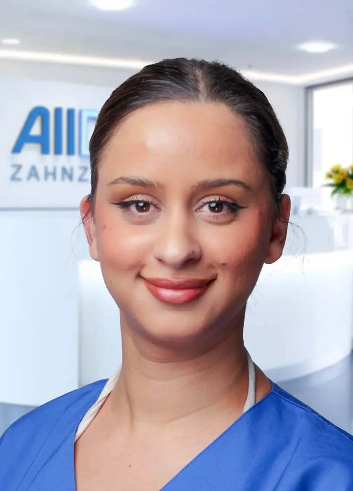 Portrait zahnmedizinische Prophylaxeassistenz Jelena Azirovic (AllDent Hamburg Hbf.)