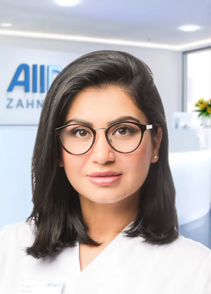 Portrait Ober&auml;rztin Mogadassa Aber (AllDent Hamburg Bergedorf)