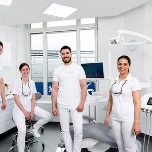 Zahnärzte Team AllDent 